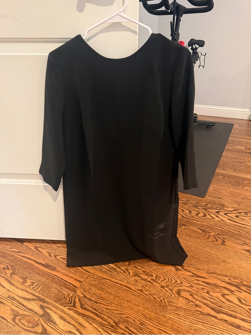 Banana Republic Black Crewneck Shift Dress